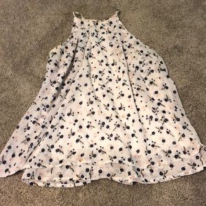 Sleeveless spring/summer blouse